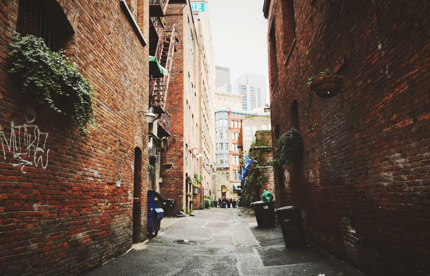 夜间灯光与室内氛围